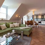 Haus Suedstrand Апартаменты *